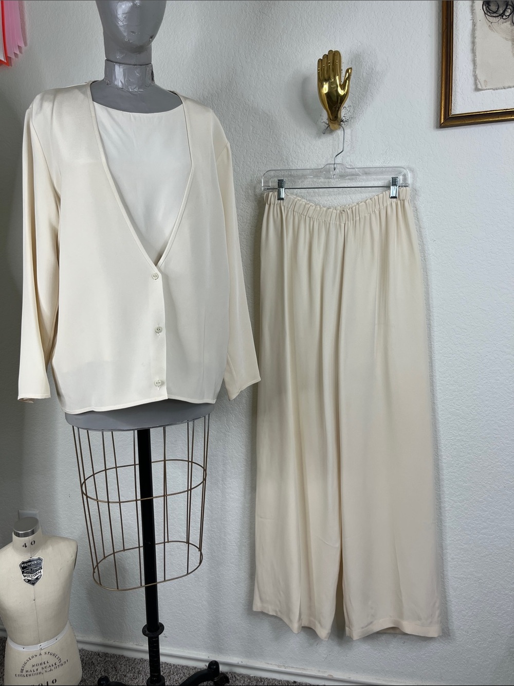 Peter Cohen Silk Wide Leg Pull on Pants Set + Silk 3 Button V Neck Cardi w Tank